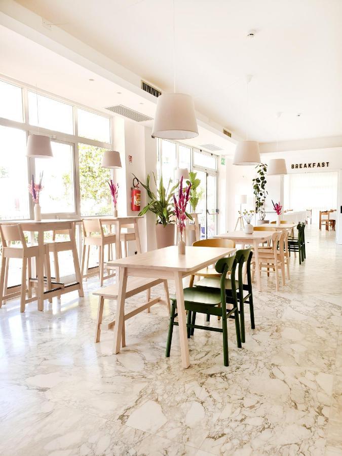 Blumen Hotel
